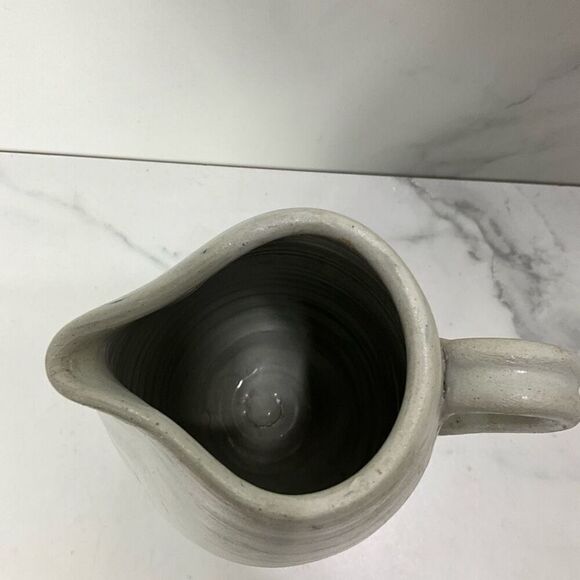 VINTAGE Williamsburg Pottery Pitcher - Picture 3 of 4